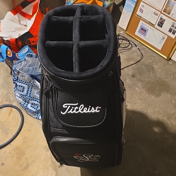 Titleist Black and White Golf Cart/Stand Bag Never USED - Picture 8 of 8